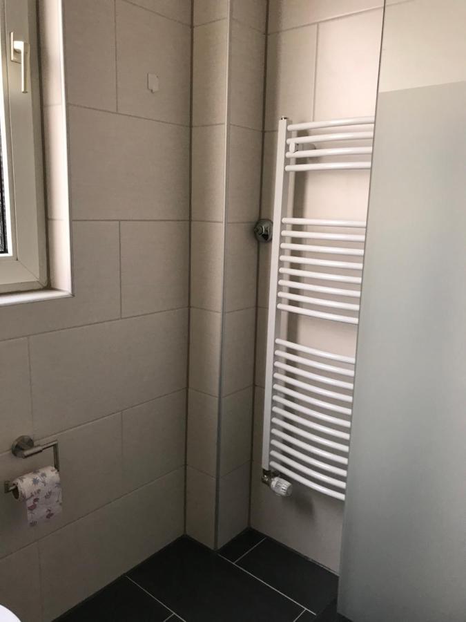 Uni Essen Apartment ภายนอก รูปภาพ