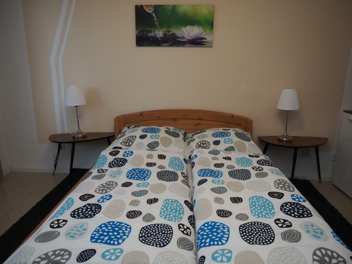 Uni Essen Apartment ภายนอก รูปภาพ